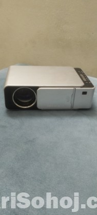 T6 Projector